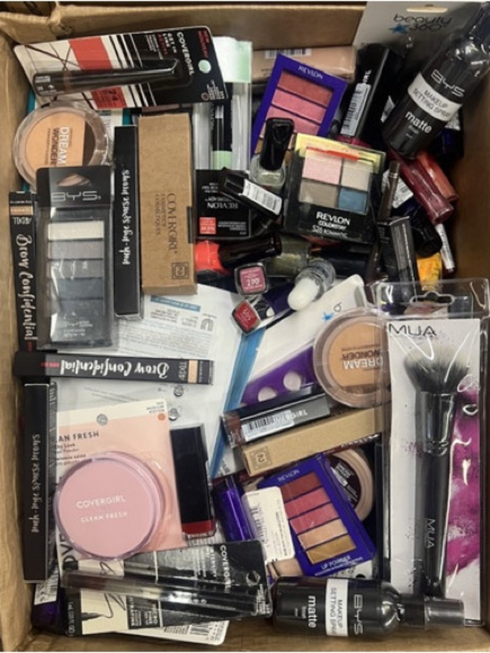 Mystery makeup /beauty tools / jewelry/ accessories box surprise gift